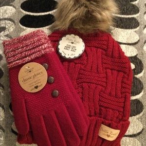 🔥🤩🤩 Classic Britts Knits Beanie Hat and Gloves Set 🤩🤩🔥